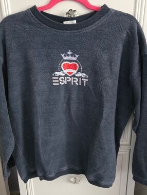 Esprit Vintage Navy Sweatshirt with Heart Logo Size M